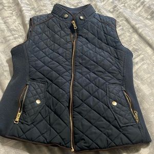 Dark blue vest super comfy
